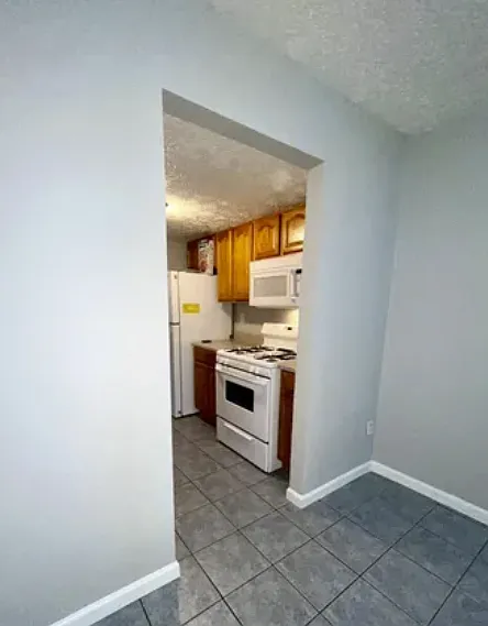 1720 Cumberland Valley Dr SE — Photo 13