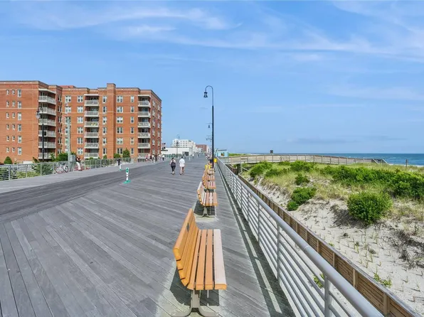 560 W Broadway #3C, Long Beach, NY 11561