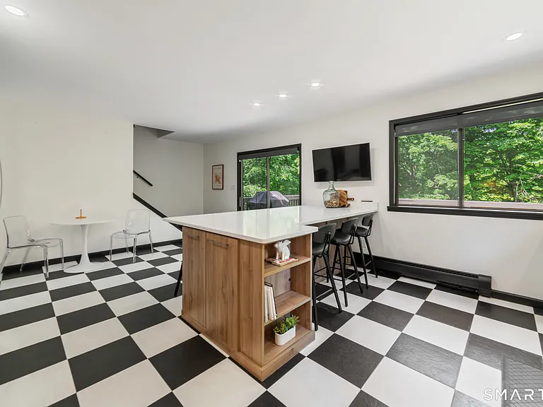 3 Burnett Rd — Photo 10