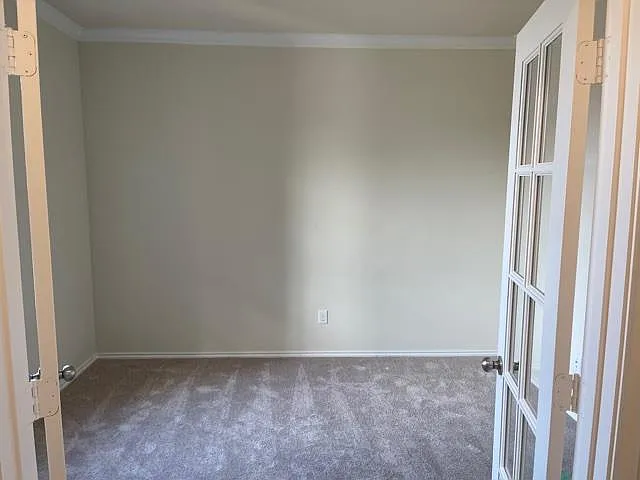 3 bed, 2.5 bath, 1701 sqft, $1,900 — Photo 2