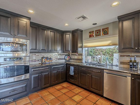 3rd image of 65125 E Canyon Dr