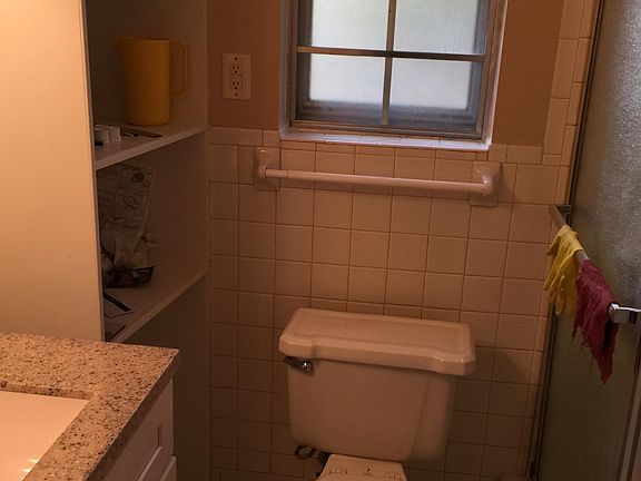 Master bath with shower