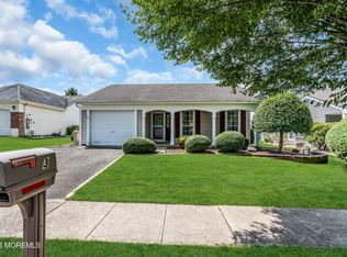 3 Weybridge Pl, Manchester, NJ 08759