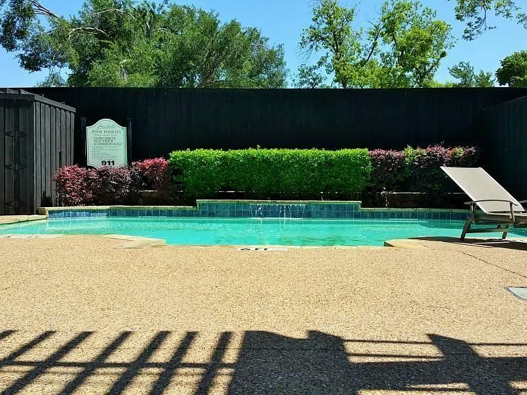 Community pool