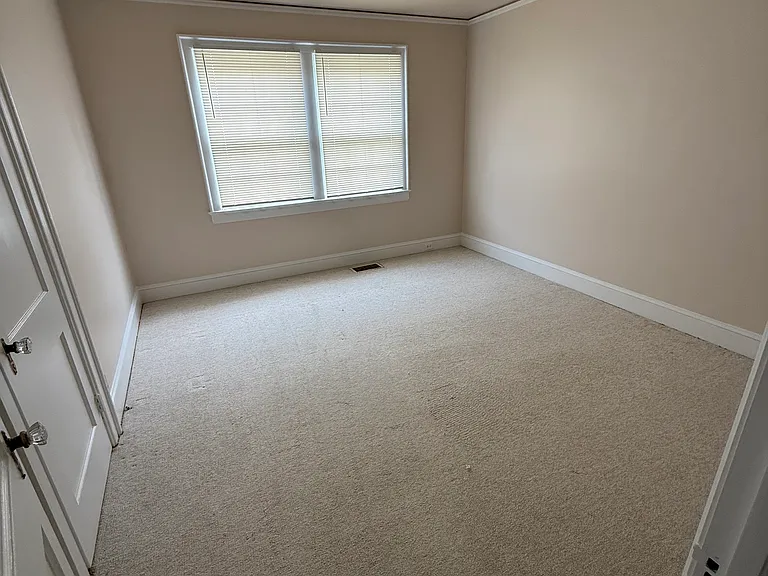 1002 N Rotary Dr — Photo 9