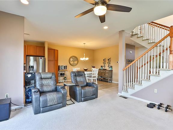 5th image of 5253 Dartmouth Dr