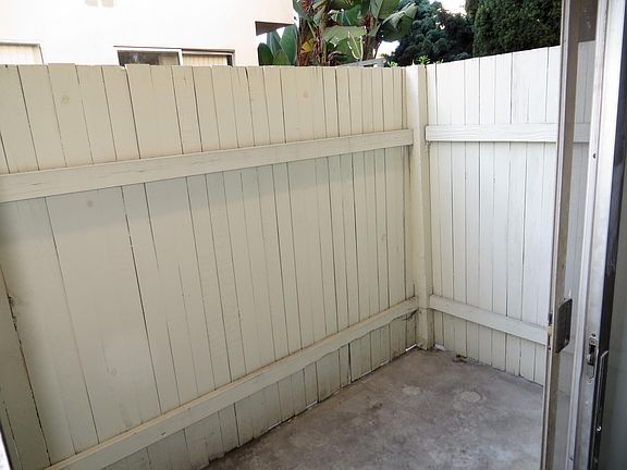 5th image of 1425 S Bundy Dr APT 2