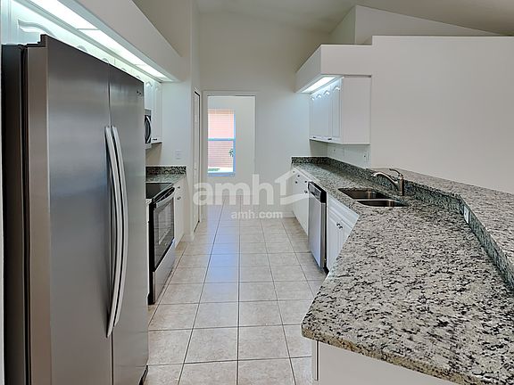 3rd image of 5807 28th St E
