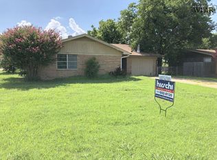 401 N West Ave, Holliday, TX 76366