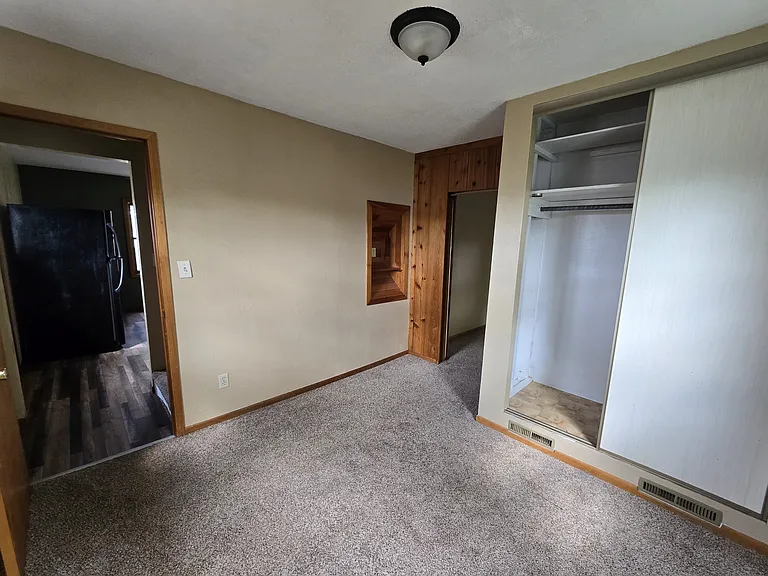 4037 Vine Ave SE — Photo 12