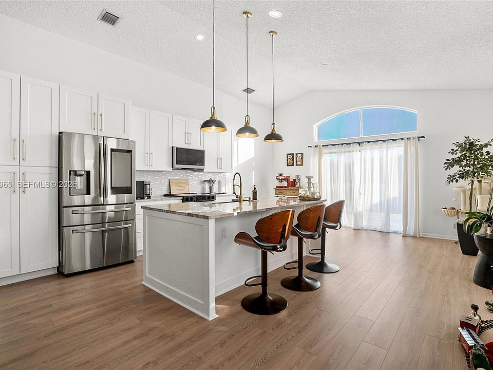 1st image of 8165 Pelican Harbour Dr