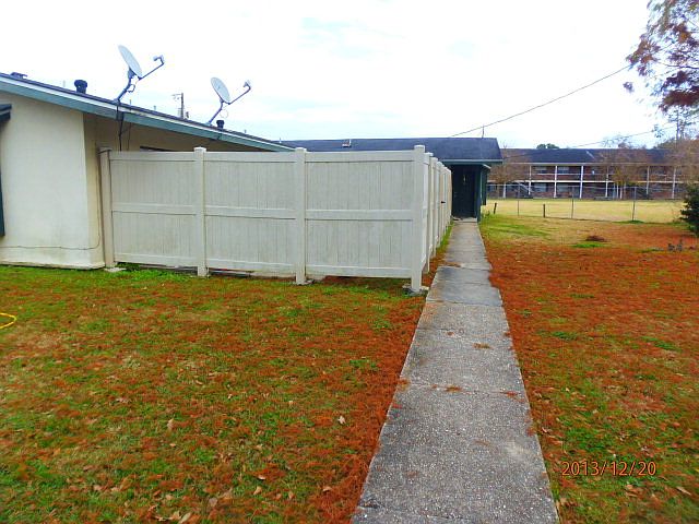2nd image of 227 Alice Ct