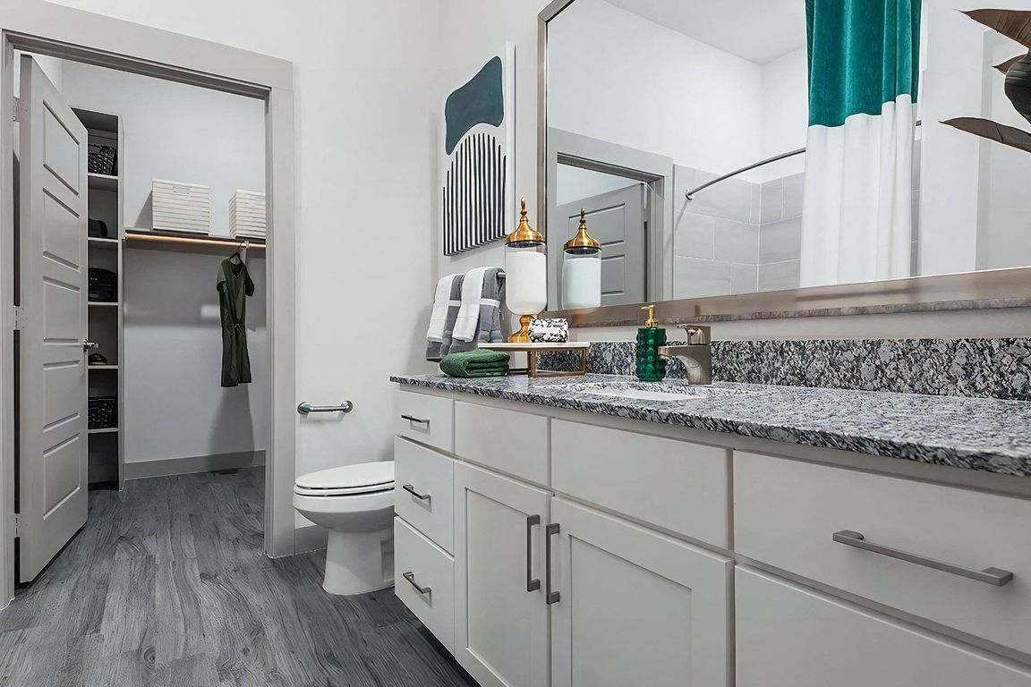Gorgeous Bathroom with Connected Walk In Closet
