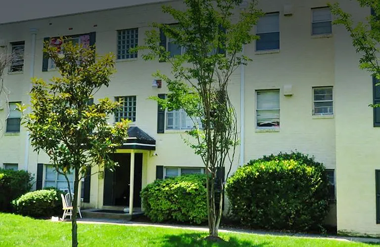 Summit Hall Apartments, LLC — Photo 10