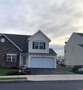 907 Graystone Cir, Northampton, PA, 18067