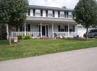 5150 Brookside Dr, Cross Lanes, WV 25313
