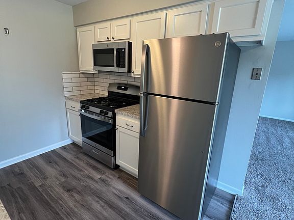 2nd image of 435 Shawmut Blvd NW