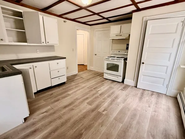 529 Main Street, 529 Main St #2, Westbrook, ME 04092