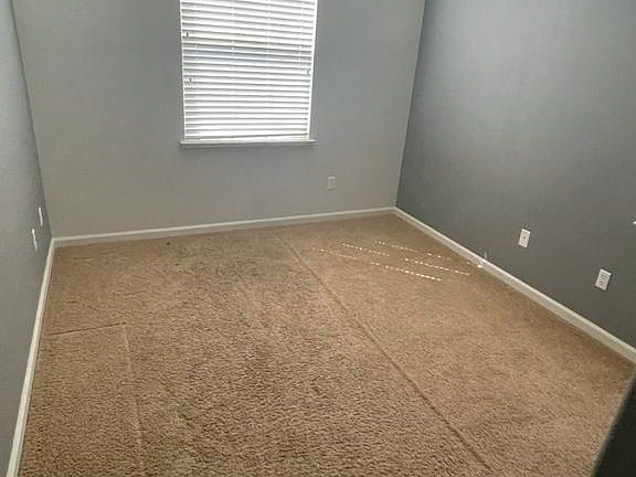 4th image of 5312 Vesta Cir