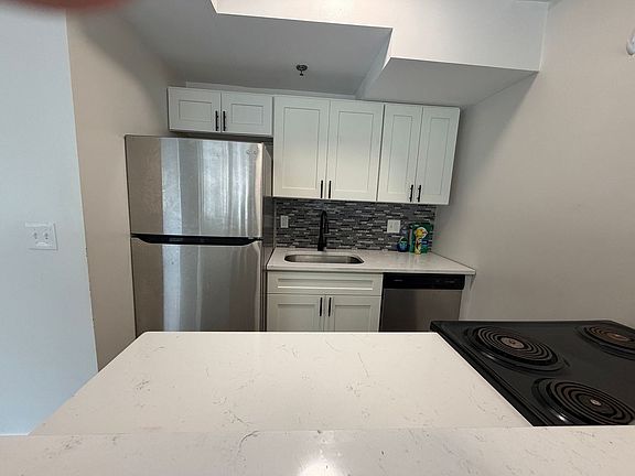2nd image of 211 Onset Ave #2