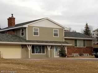 1701 Meadow Ln, Gillette, WY 82718