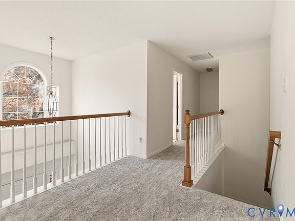 5th image of 5343 Nairn Ln