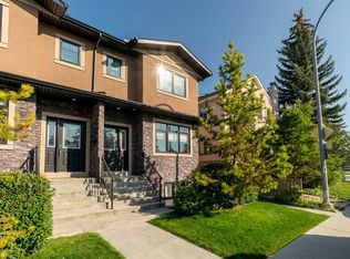 1936 W 26th St SW #1, Calgary, AB T3E 2A1