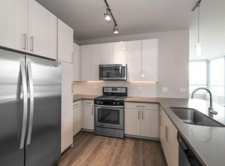 63 W Ontario St #2402, Chicago, IL 60654