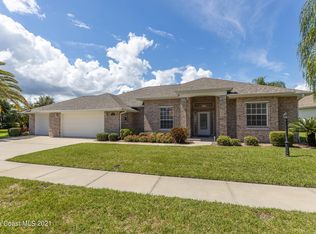 3160 Forest Creek Dr, Melbourne, FL 32901