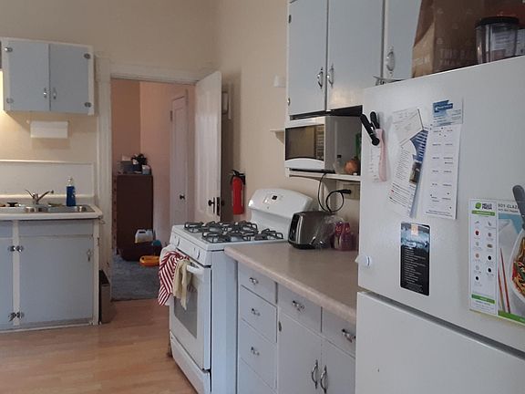 2nd image of 1118 S Washington Ave #3
