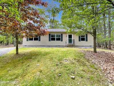 1029 Bear Trail Rd, Lake Ariel, PA, 18436