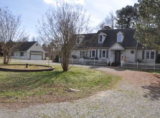 217 Crossing Cove Way, White Stone, VA 22578