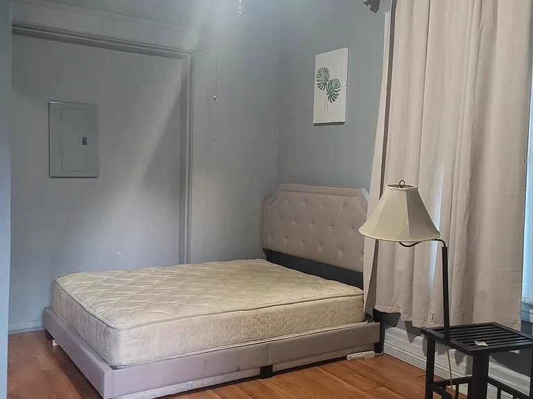 1188 N Park Ave #1 — Photo 7