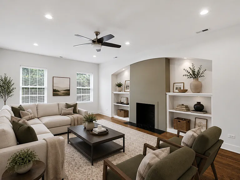6914 N Sheridan Rd #1 — Photo 3