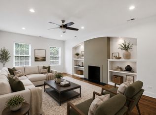 6914 N Sheridan Rd APT 2, Chicago, IL 60626
