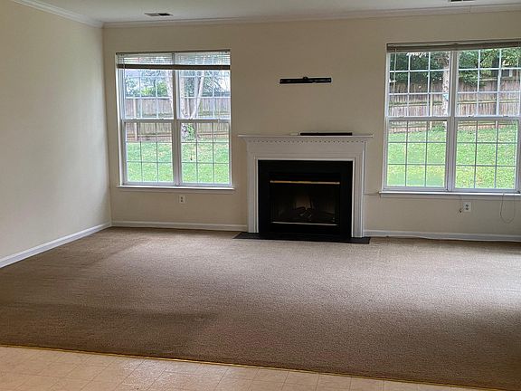 3rd image of 235 Brynwood St