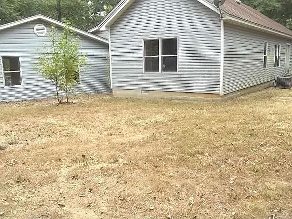 3rd image of 2255 McFadden Dr
