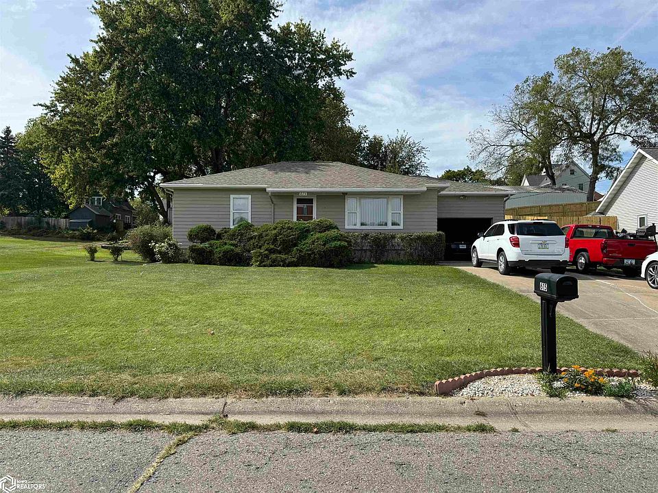 1st image of 615 N 1st St