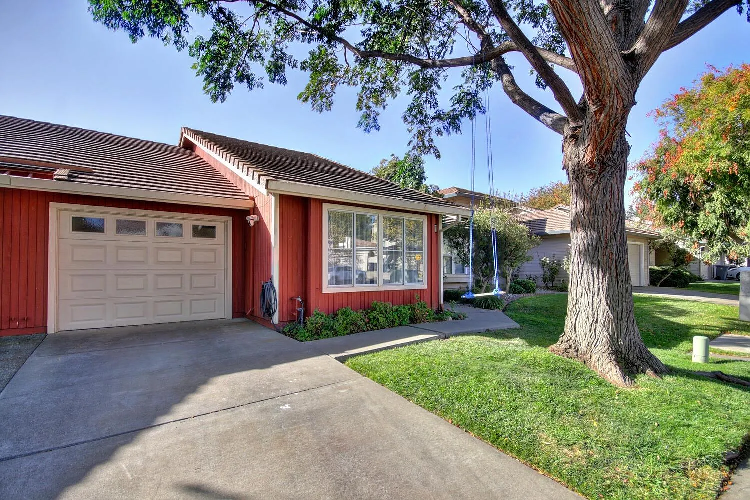 2826 Ponteverde Ln photo 1