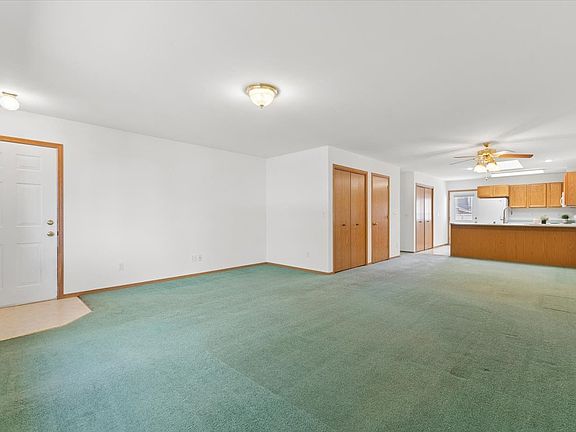 3rd image of 18 Teton St