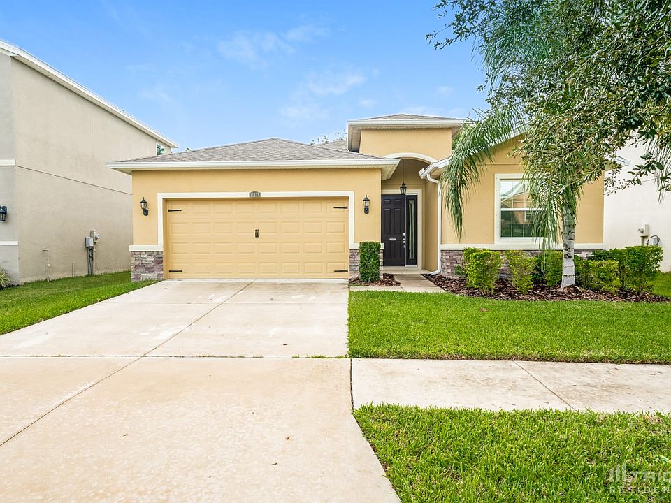 1st image of 11417 Warren Oaks Pl