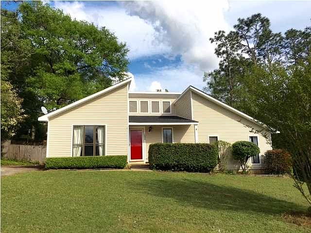 2nd image of 1853 Highwood Dr