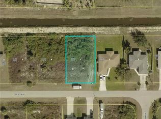 5038 Benton St, Lehigh Acres, FL 33971