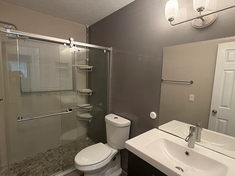 4061 NW 9th Ave #204 — Photo 6