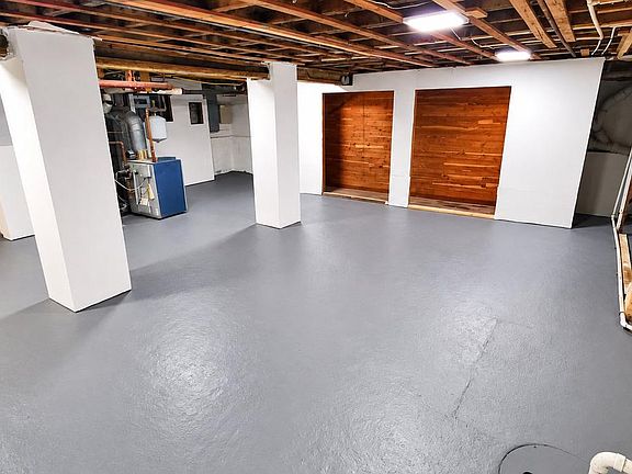 5th image of 4000 Aragon Ave