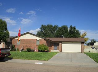 2922 Cliff Pl, Garden City, KS 67846