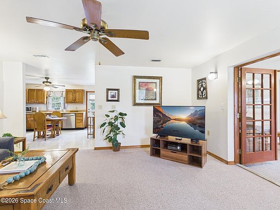 5th image of 9545 Honeysuckle Dr