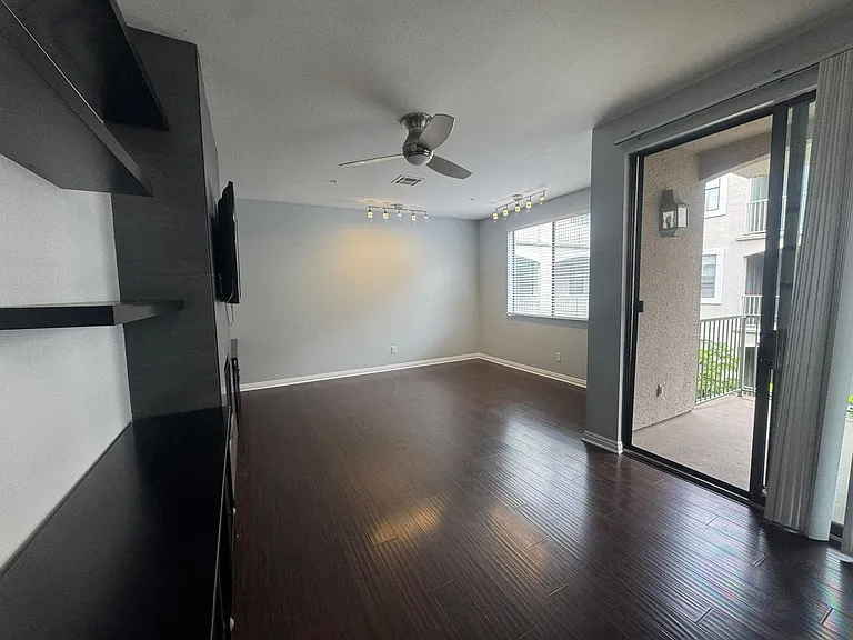 555 Maine Ave #330 — Photo 10