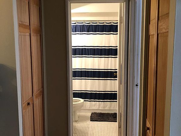 5th image of 3620 N Pine Grove Ave APT 412