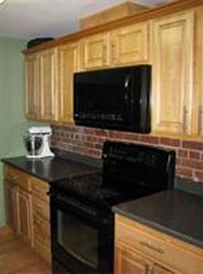 3rd image of 65 Greentree Ln APT 22
